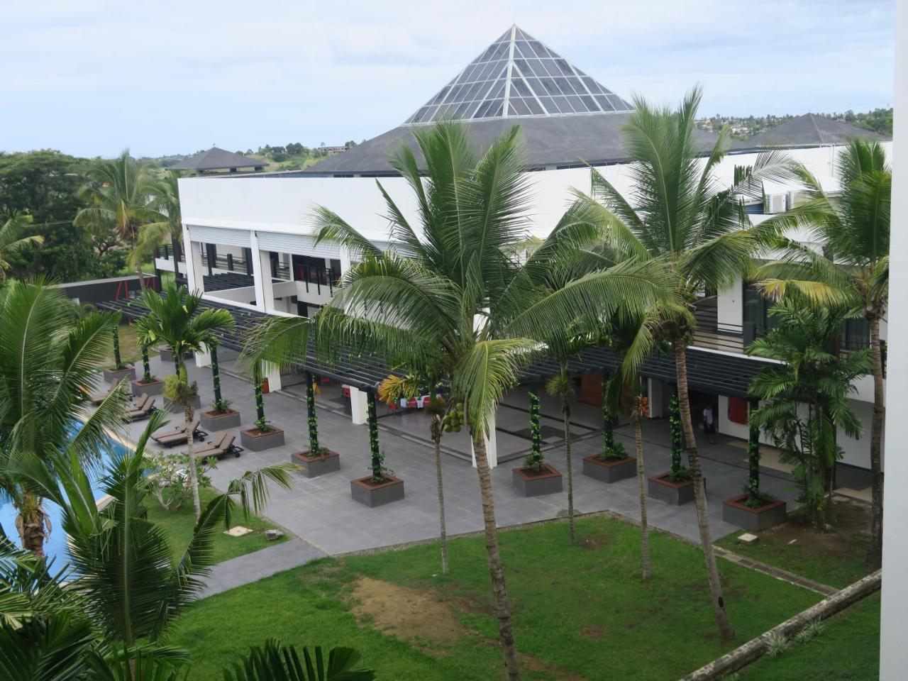 Nasau Resort & Villas Nadi Exteriér fotografie